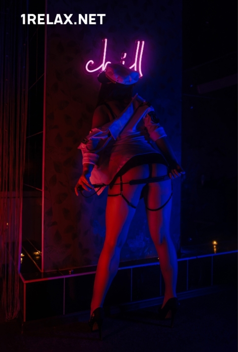 Девушка массажистка Кира, салон Адам и Ева delux фото №1 Девушка массажистка Кира, салон Адам и Ева delux фото №1