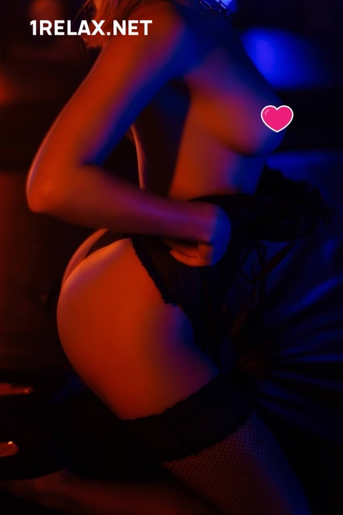 Девушка массажистка Элина, салон Ласка фото №2 Девушка массажистка Элина, салон Ласка фото №2